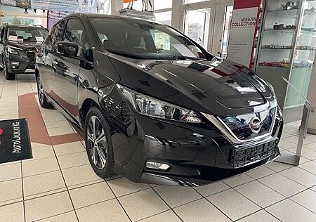 Nissan Leaf N-Connecta + Winterpaket + SOH 98%