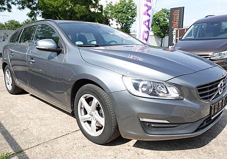 Volvo V60 Kombi Linje Business+TEMPOMAT+NAVI+BC+MFL+