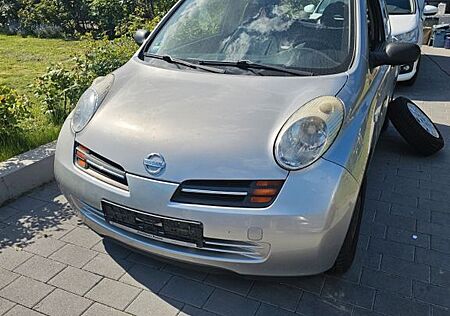Nissan Micra 1.2 65PS 8fach bereift