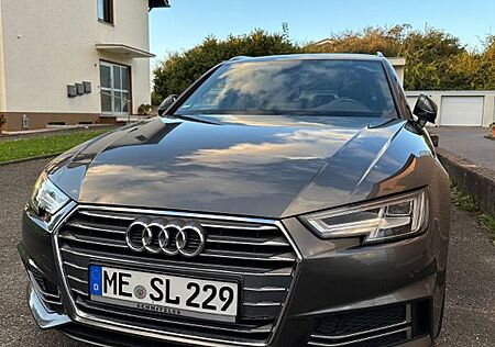 Audi A4 2.0 TDI 140kW ultra S tron. design Avant ...