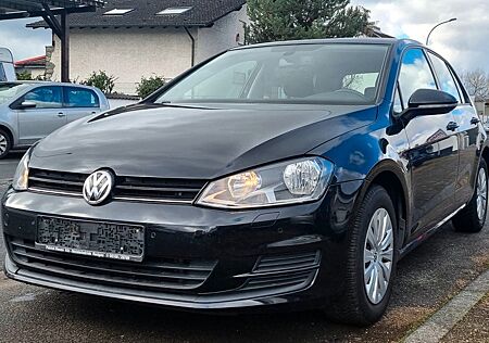 VW Golf Volkswagen 1.6 TDI BMT * Szhg* PDC *EU6 *AHK *