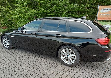 BMW 520d Touring,AHK,Standh,scheckh.,läuft top !