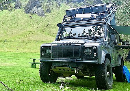 Land Rover Defender 110 TD4 Station Wagon E E
