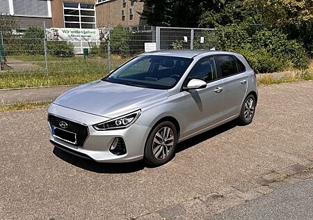 Hyundai i30 1.0 T-GDI Premium Premium