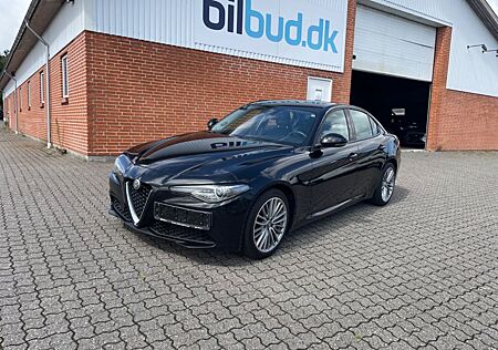 Alfa Romeo Giulia Super AUT GEAR BI-XENON FULL SERVICE
