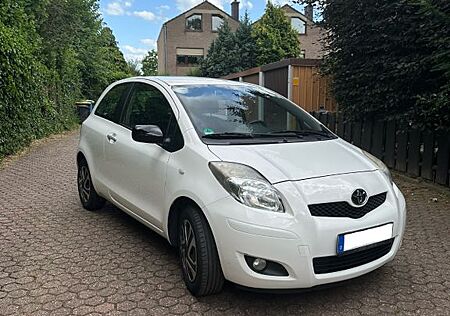 Toyota Yaris 1,0-l-Dual-VVT-i -