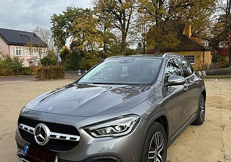 Mercedes-Benz GLA 250 e 8G-DCT Progressive