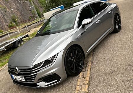 VW Arteon Volkswagen 2.0 TSI DSG 4MOTION R-Line APR