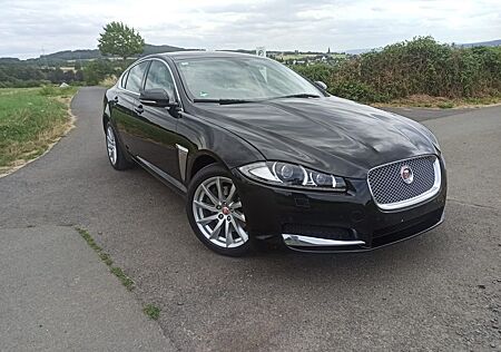 Jaguar XF 2.2 L Diesel -