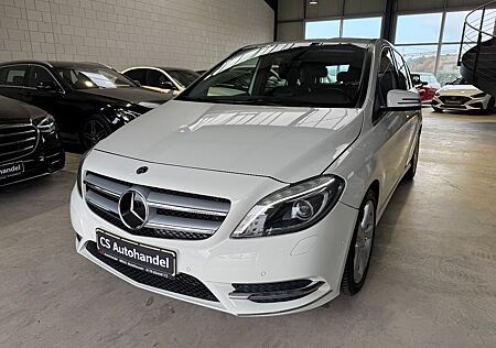 Mercedes-Benz B 180 Sport *Navi*Automatik*Bi-Xenon*EURO6*2xPdc