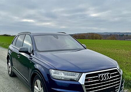 Audi SQ7 4.0 TDI quattro LED* BOSE*AHK*22 ZOLL