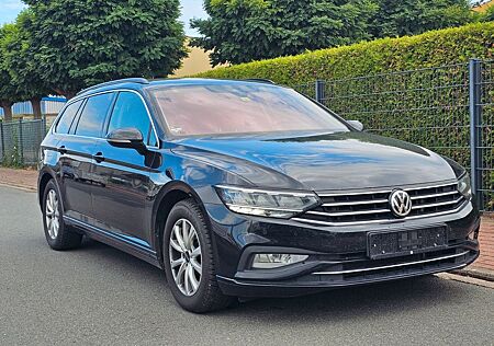 VW Passat Variant Volkswagen 2.0 TDI SCR DSG Business /652