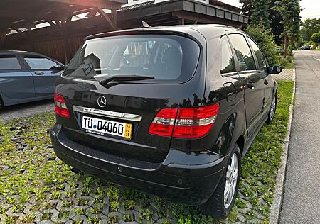 Mercedes-Benz B 170 - Tüv 04/27