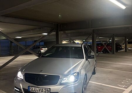 Mercedes-Benz C 250 CDI BlueEFFICIENCY Coupé -