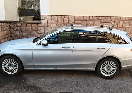 Mercedes-Benz C 220 d 4MATIC T AVANTGARDE Autom. AVANTGARDE