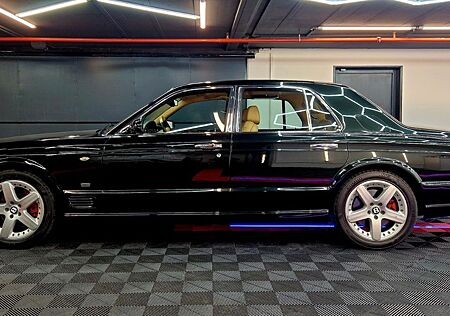 Bentley Arnage LE MANS Series 6.75 L V8