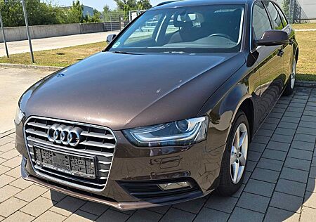 Audi A4 Avant Ambiente*Xenon*Navi*Scheckheftgepflegt*