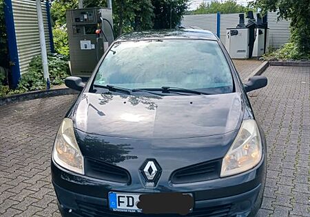 Renault Clio III 1.2 16V 55kW