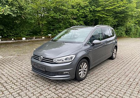 VW Touran Volkswagen 1.4 TSI /1.Hand