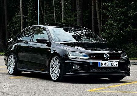 VW Jetta Volkswagen GLI Facelift 240KW