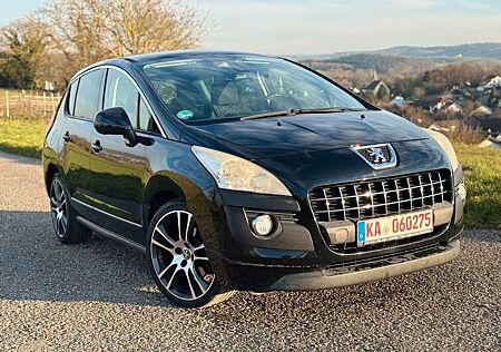 Peugeot 3008 Active*Panoramadach*Klima*SHZ*19"Alu*