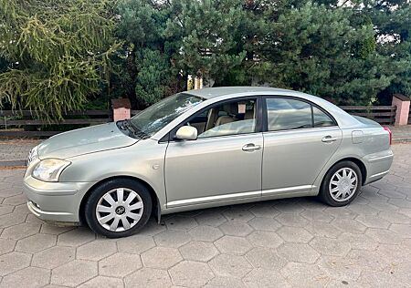 Toyota Avensis 2.0 linea sol Auto linea sol