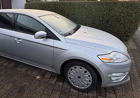 Ford Mondeo Turnier