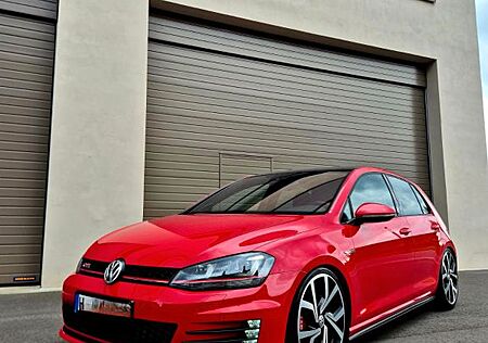 VW Golf Volkswagen 2.0 TSI DSG BMT GTI Performance GTI Per...