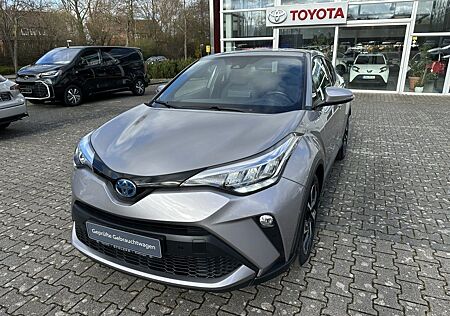 Toyota C-HR 2.0 Hybrid Team Deutschland