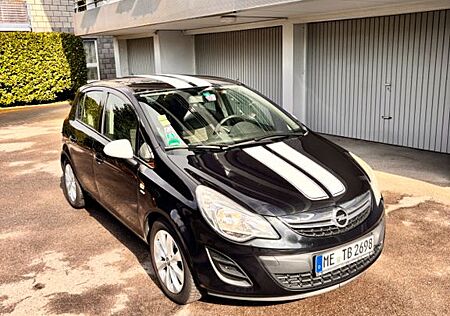 Opel Corsa 1.4 Color Edition Color Edition