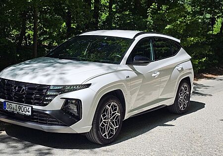 Hyundai Tucson 1.6 T-GDI Plug-in Hybrid 4WD Auto -