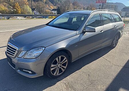 Mercedes-Benz E 250 CGI T BlueEFFICIENCY AVANTGARDE