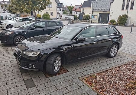Audi A4 2.0 TFSI S tronic design Avant design