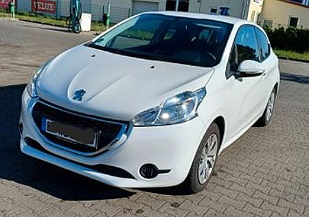 Peugeot 208 Active 1,0 vti Einparkhilfe/gepflegt