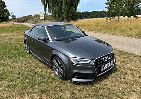 Audi A3 35 TFSI S tronic Cabriolet GRAU/GRAU