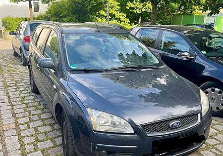 Ford Focus 1.4 Ambiente Ambiente