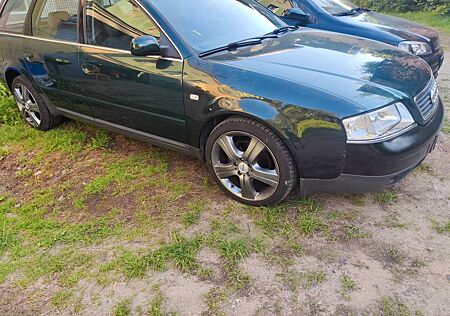 Audi A6 2.4 Avant tiptronic -
