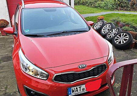 Kia Cee'd Sportswagon 1.6 GDI Sportswagon 2015 -99kw