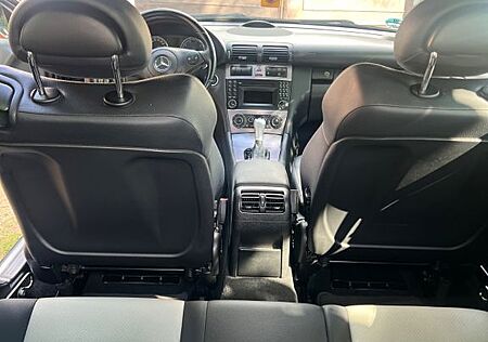 Mercedes-Benz CLC 180 AUTOMATIK 8Fach Bereifung