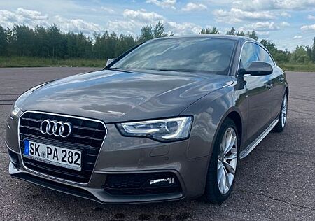 Audi A5 2.0 TDI 140kW Sportback S line/ Soundsystem