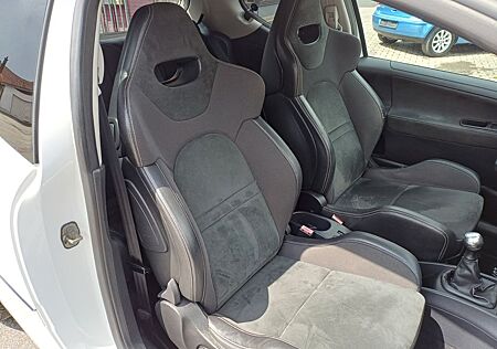 Peugeot 207 Sportium 120PS/ GEPFLEGT/ KLIMA-SPORTPAKET/