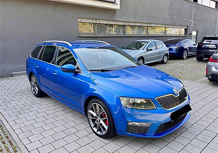 Skoda Octavia 2.0 TDI DSG VRS Aus 2 Hand/LED/