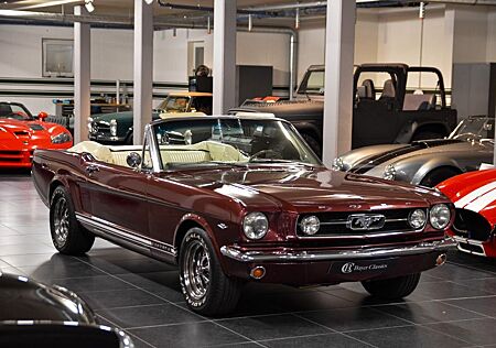 Ford Mustang GT - neuer 302 MOTOR 365PS / Zustand 1-