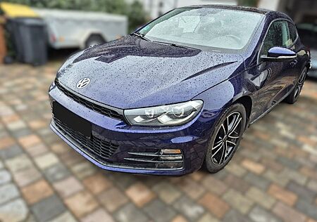 VW Scirocco Volkswagen 2.0 TSI BlueMotion Technology -