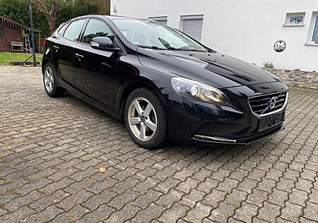 Volvo V40 You!
