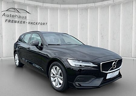 Volvo V60 B3 Kombi Momentum Core