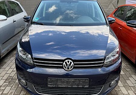 VW Touran Volkswagen Highline