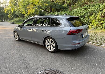 VW Golf Volkswagen 2.0 TDI SCR 85kW DSG Life Variant Life