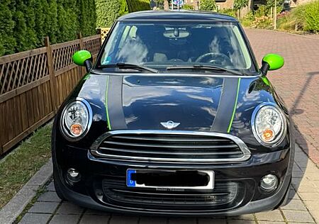 Mini ONE 55kW Brick Lane Alien Green Brick Lane A...