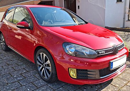 VW Golf Volkswagen 2.0 TDI GTD GTD